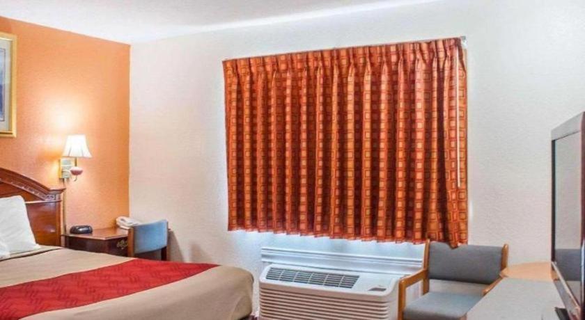 Econo Lodge Cuba I-86 Exterior photo